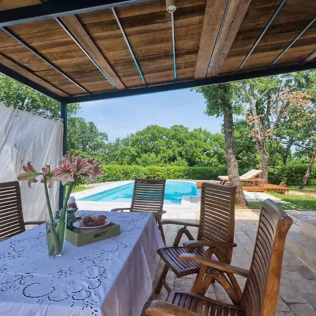 Villa Vila Parun *